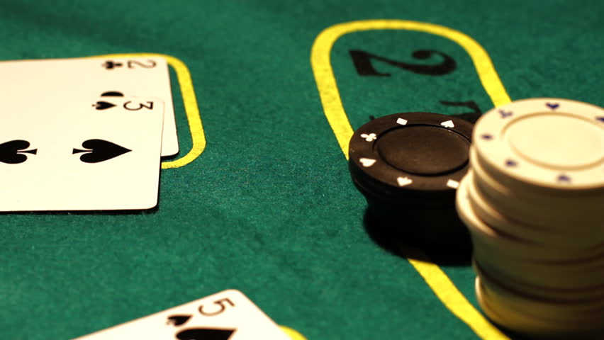 Get bonnie the royal flush poker table