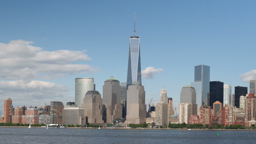 The Freedom Tower Rises Over The Skyline Of Lower Manhattan In New York ...